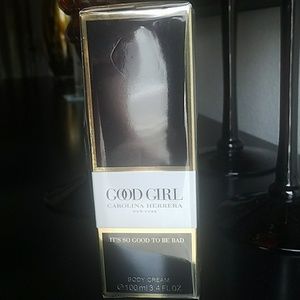 Carolina Herrera Good Girl Body Cream